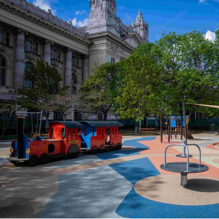 Szabadság Square playground